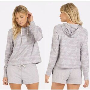 Vuori Halo Essential DreamKnit Hoodie Sweatshirt Light Gray Camo Crop Medium